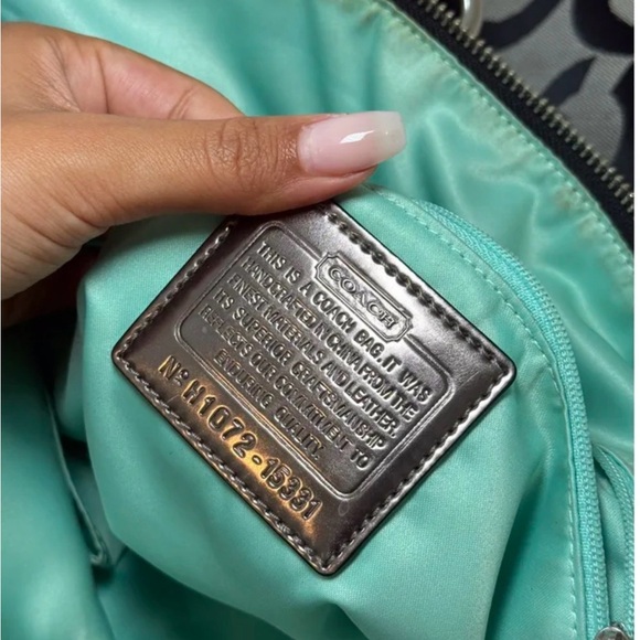 Coach Iconic Poppy - Picture 5 of 5